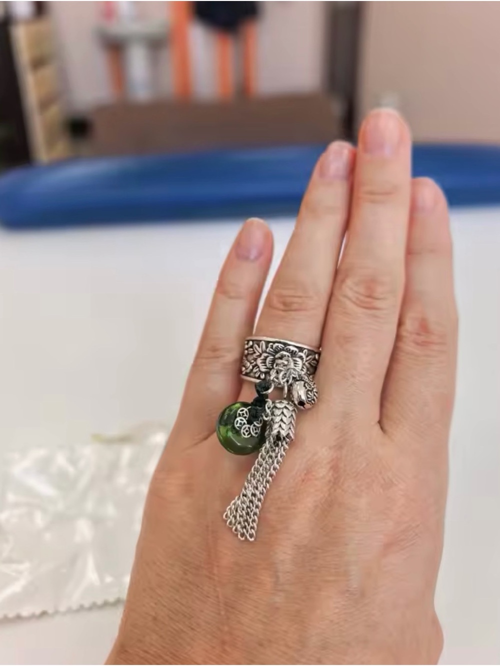 Green Stone Tassel Charm Silver Ring - Picture 7 of 15